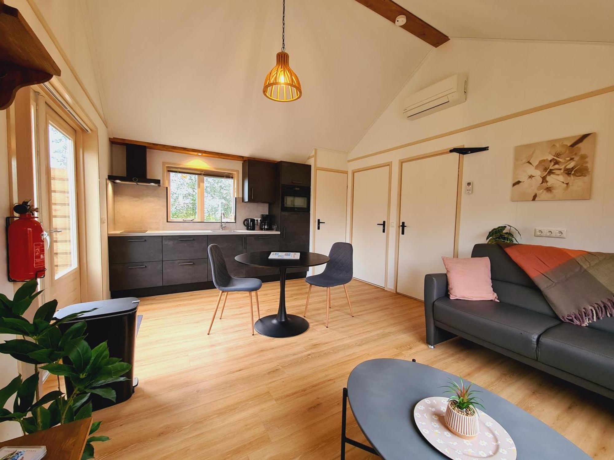 2-Persoons Luxe Vakantiewoning De Veenhoop Экстерьер фото