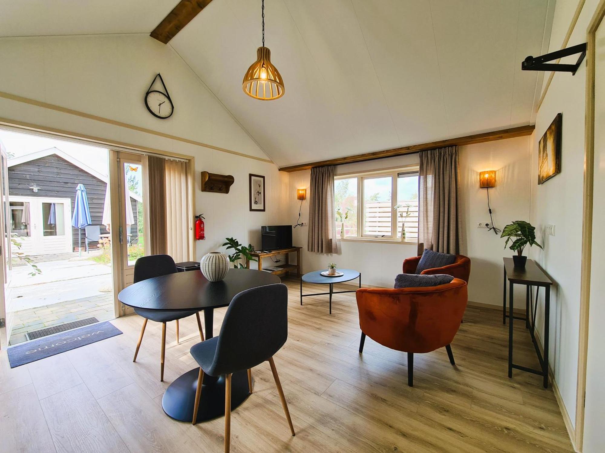 2-Persoons Luxe Vakantiewoning De Veenhoop Экстерьер фото