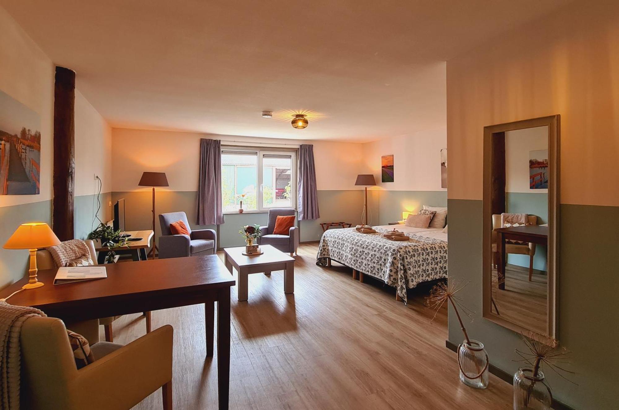 2-Persoons Luxe Vakantiewoning De Veenhoop Экстерьер фото