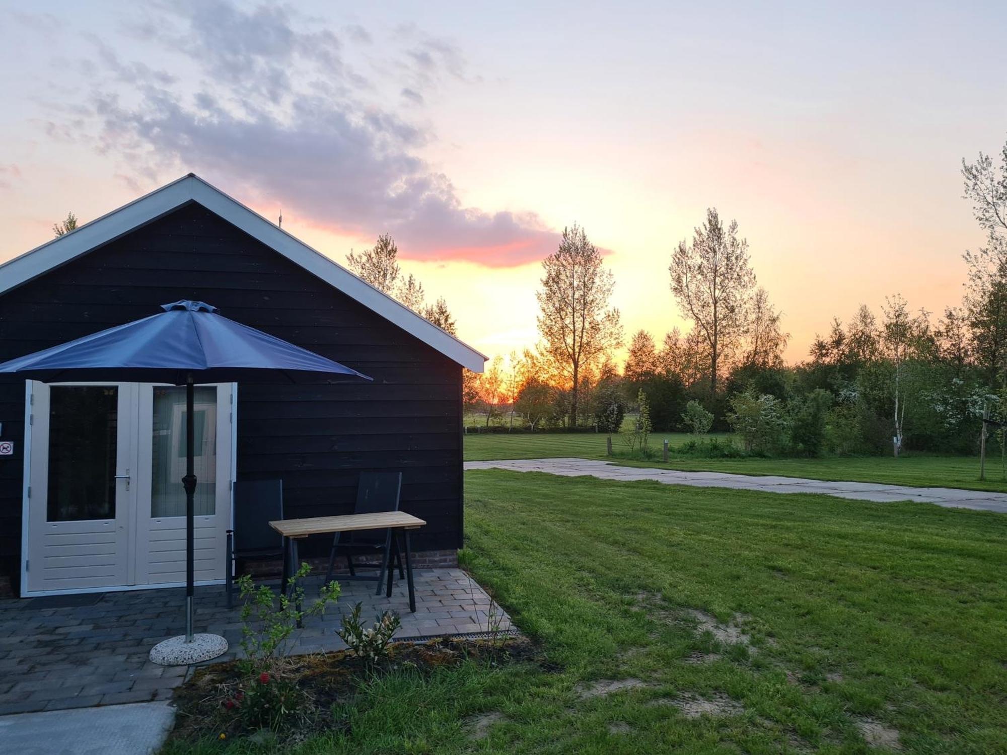 2-Persoons Luxe Vakantiewoning De Veenhoop Экстерьер фото