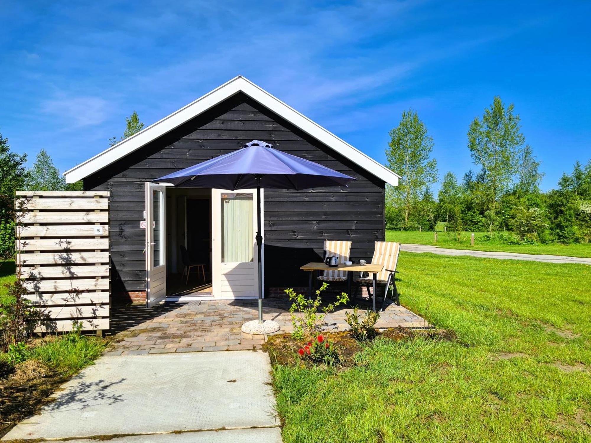 2-Persoons Luxe Vakantiewoning De Veenhoop Экстерьер фото