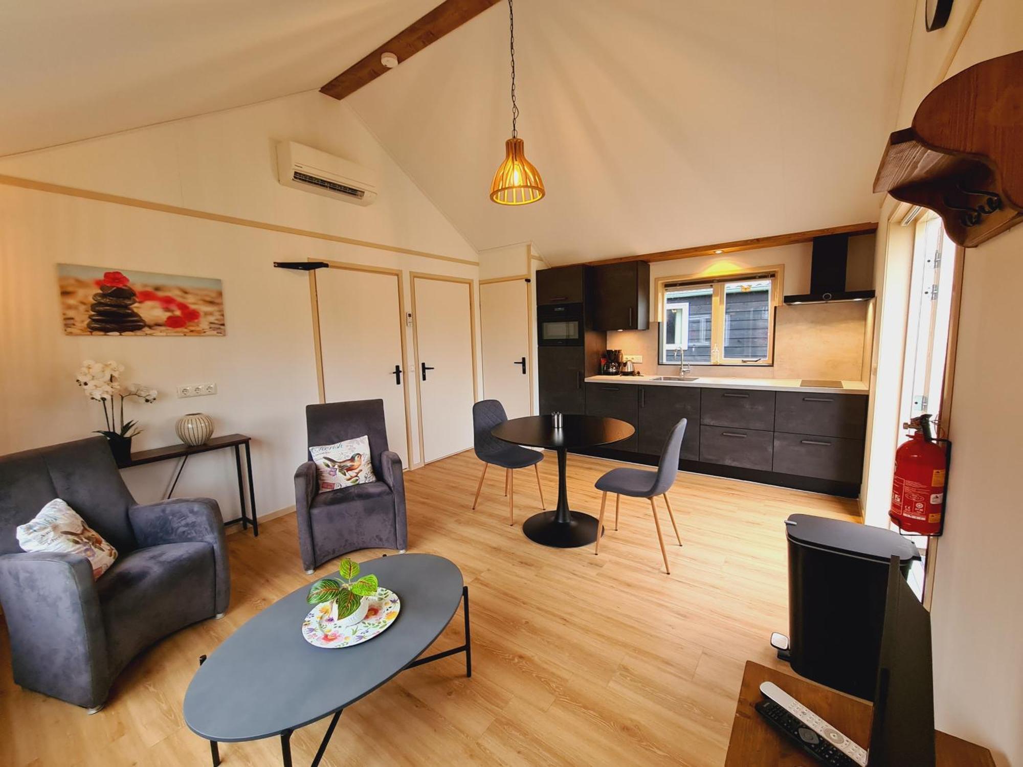 2-Persoons Luxe Vakantiewoning De Veenhoop Экстерьер фото